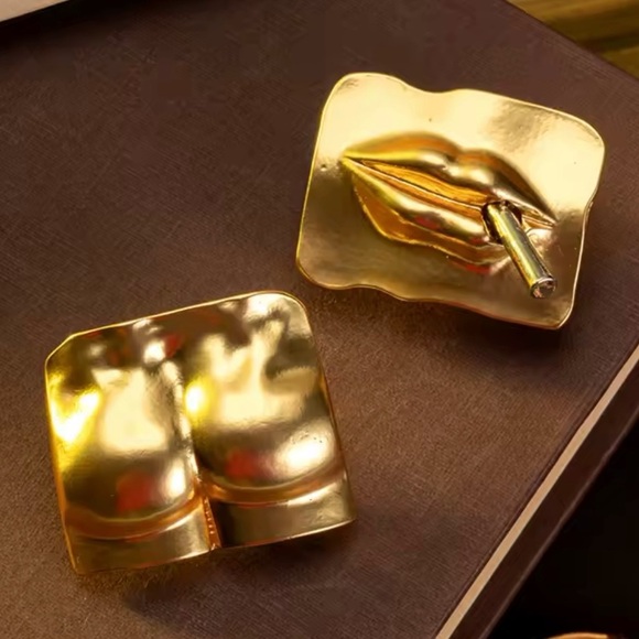 Schiaparelli Style Cheeky Cigarette Earrings - Picture 3 of 5